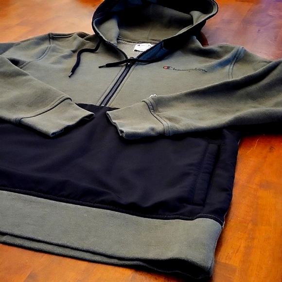 Champion Quarter Zip Hoodie/ Medium/ Olive Green & Black - Picture 5 of 5